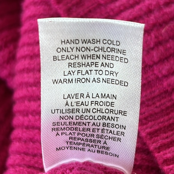 Tahari Electric Pink Ribbed Crew Neck Sweater Size XL Viscose Polyester Nylon - Picture 11 of 12